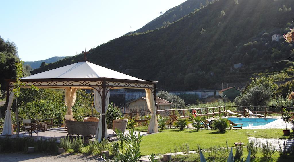 Le Macine Del Confluente Bed & Breakfast Badalucco Eksteriør bilde