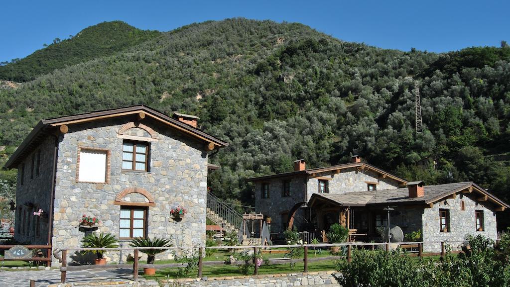 Le Macine Del Confluente Bed & Breakfast Badalucco Eksteriør bilde